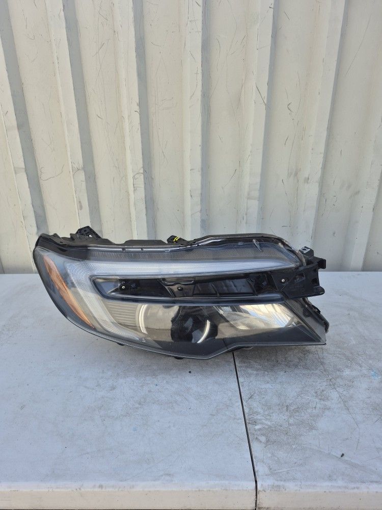 2016 2017 2018 2019 2020 2021 2022 Honda Pilot Headlight Headlamp Right Passenger Side RH Original Used 