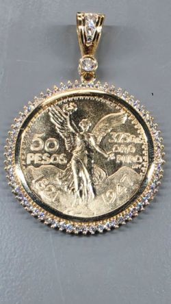 PRE-OWNED 14K CZ PENDANT (CASH ONLY NO TRADES NON NEGOTIABLE)
