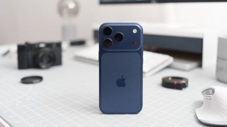 iPhone 17 pro max 256 blue