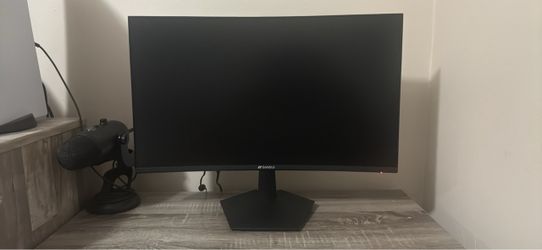Sansui Curved Monitor