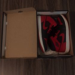 Jordan 1 Mid Banned (2020)