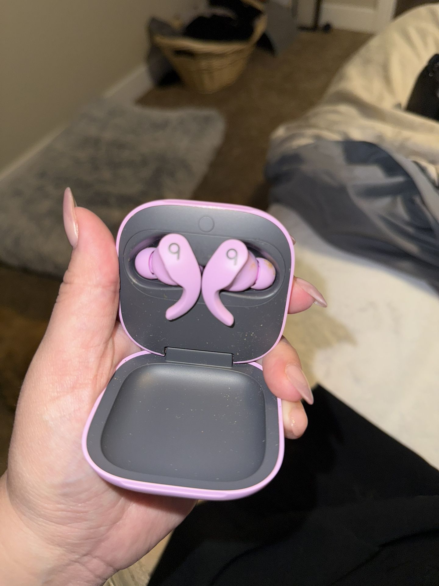 APPLE WATCH AND BEATS