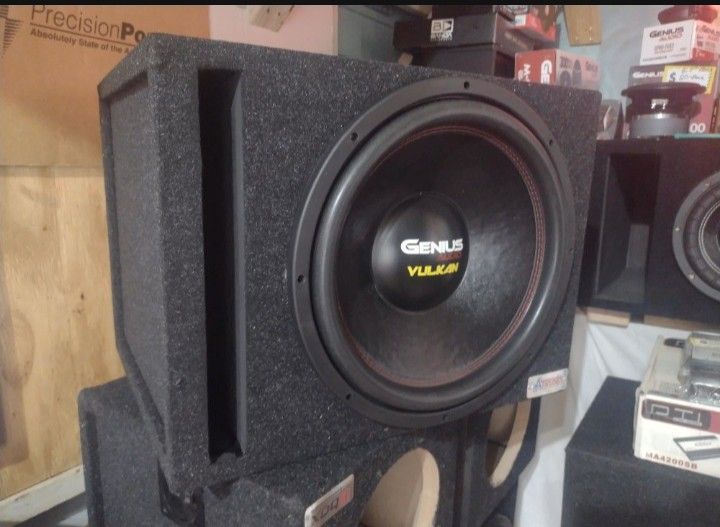 New 15" Genius Audio Subwoofer + New Ported Box 