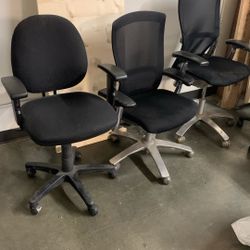 Office Chairs 