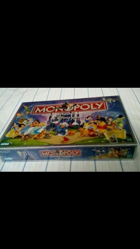 Monopoly board game. DISNEY CHARACTERS. Disney edition Monopoly. BRAND NEW. Games toys