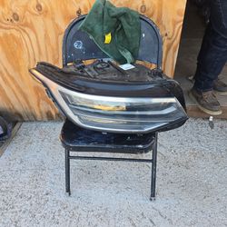 2022 - 2023 VOLKSWAGEN VW TIGUAN OEM RIGHT HEADLIGHT - 5NL941036A