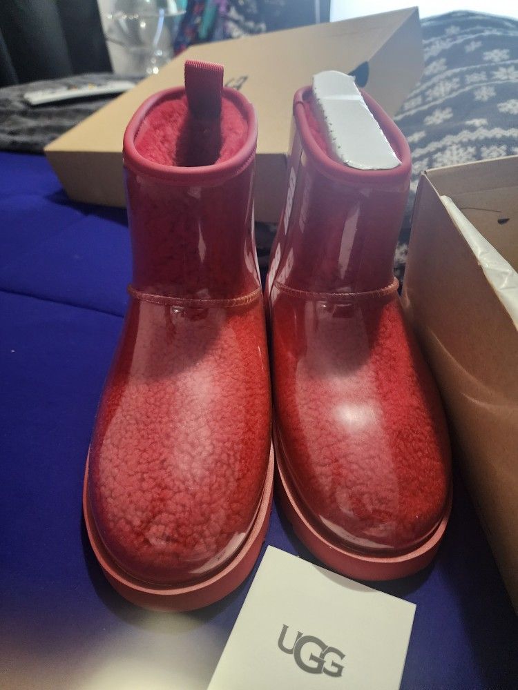 Ugg Boots Size 8 gabyrecaacademy.com