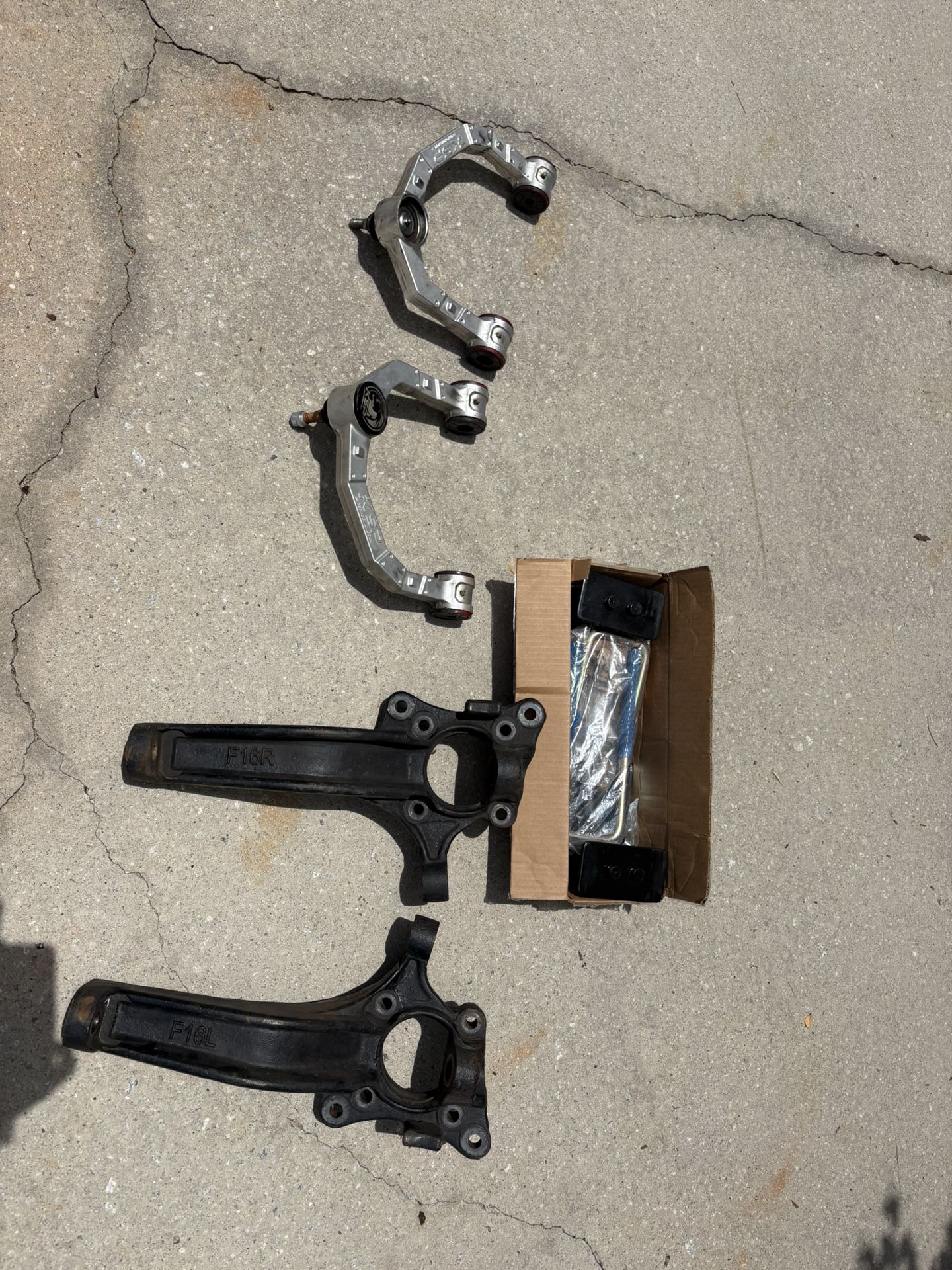 Spindles lift for a 2015-2020 f150 plus blocks