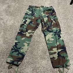 Military issue camo combat trousers pants, medium