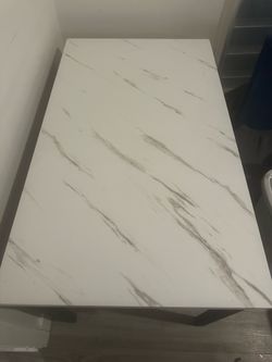 Dinning Table