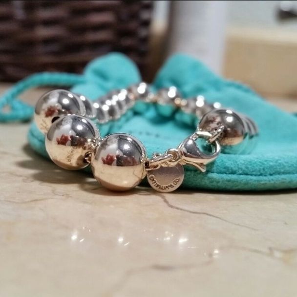 Tiffany's Bead Bracelet & Earring Set