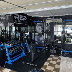 Gym Set Weight Set Garage Gym NOT SELLING SEPARATELY 