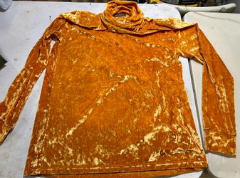 Pronti XL Crushed Velvet Turtleneck Top