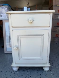 Nightstand by Lexington Antiq White Solid Wood