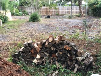 Seasoned Axe handsplit fire wood OAK