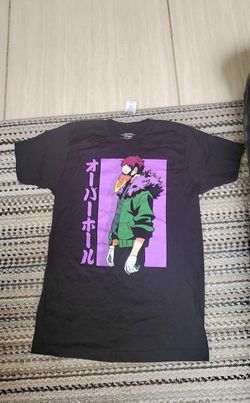 Hot Topic Anime T-shirt 