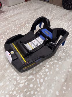 Doona carseat/stroller dock for car
