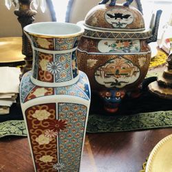 Fine China Vase & Japanese Dog Bowl Make a offer i’m moving!