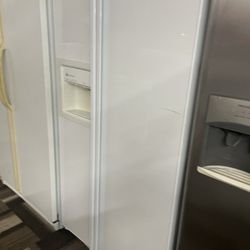 Ge Side By Side White