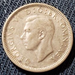 1944 Great Britian Six Pence Silver Coin!
