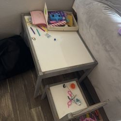 kids table and chairs 