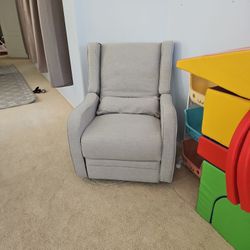 Nursing Rocking Chair With Footrest