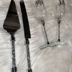 wedding cake knife and server (silver) bride/groom