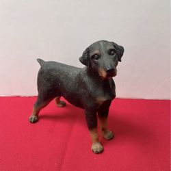 Dog figure
