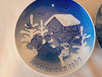 Bing & Grondahl (B&G) 1967 Christmas Plate "Fuglenes Jul"