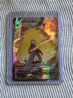 Pikachu VMAX Holo Pokémon Card