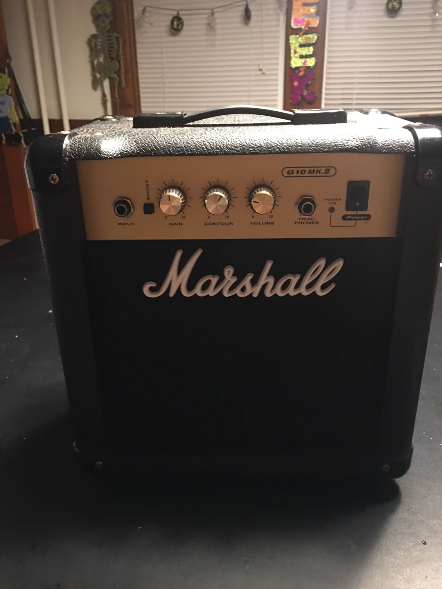 Marshall G10 mk2 amp
