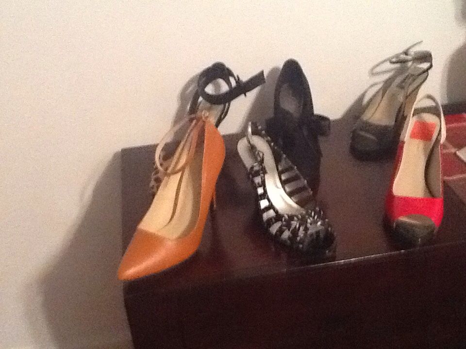 Ladies large size dress shoes