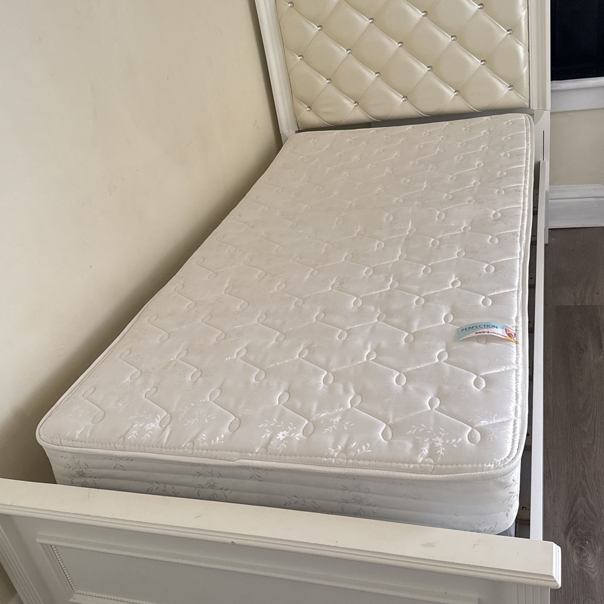Twin Size Bed