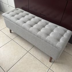 Modern Light Gray Textured Storage Bench with Button Tufting Wood Legs