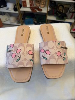 🌸 Coach Cherry Print Slide Sandals Available in size 7and 8