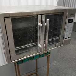 Oster digital French door toaster/convection oven