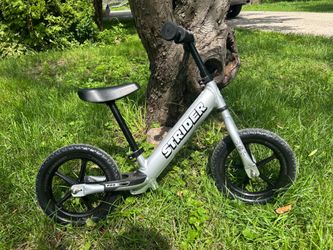 Strider Pro Series Balance Bike