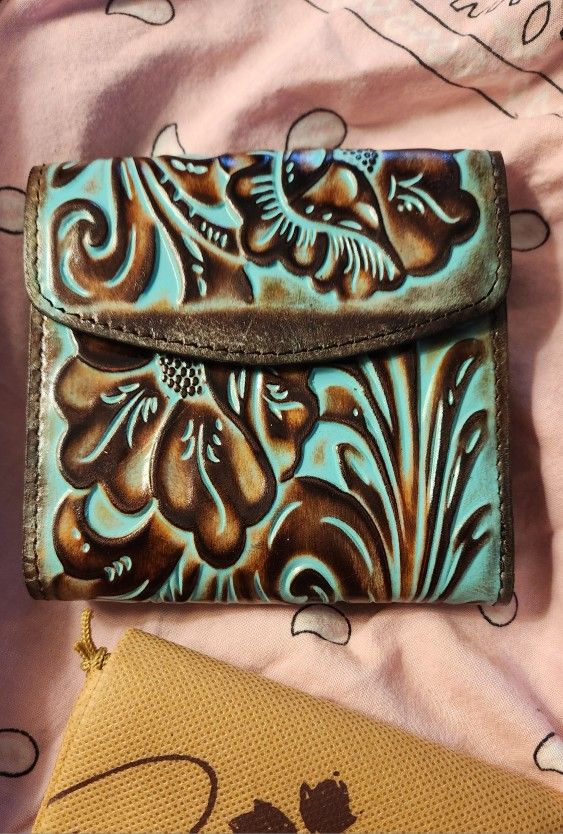 Gorgeous New Patricia Nash Wallet