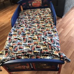 👦 Boy Bed 