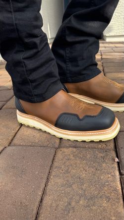 Zapato para hombre. Zapatos para trabajo