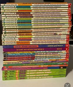 Scooby Doo book lot