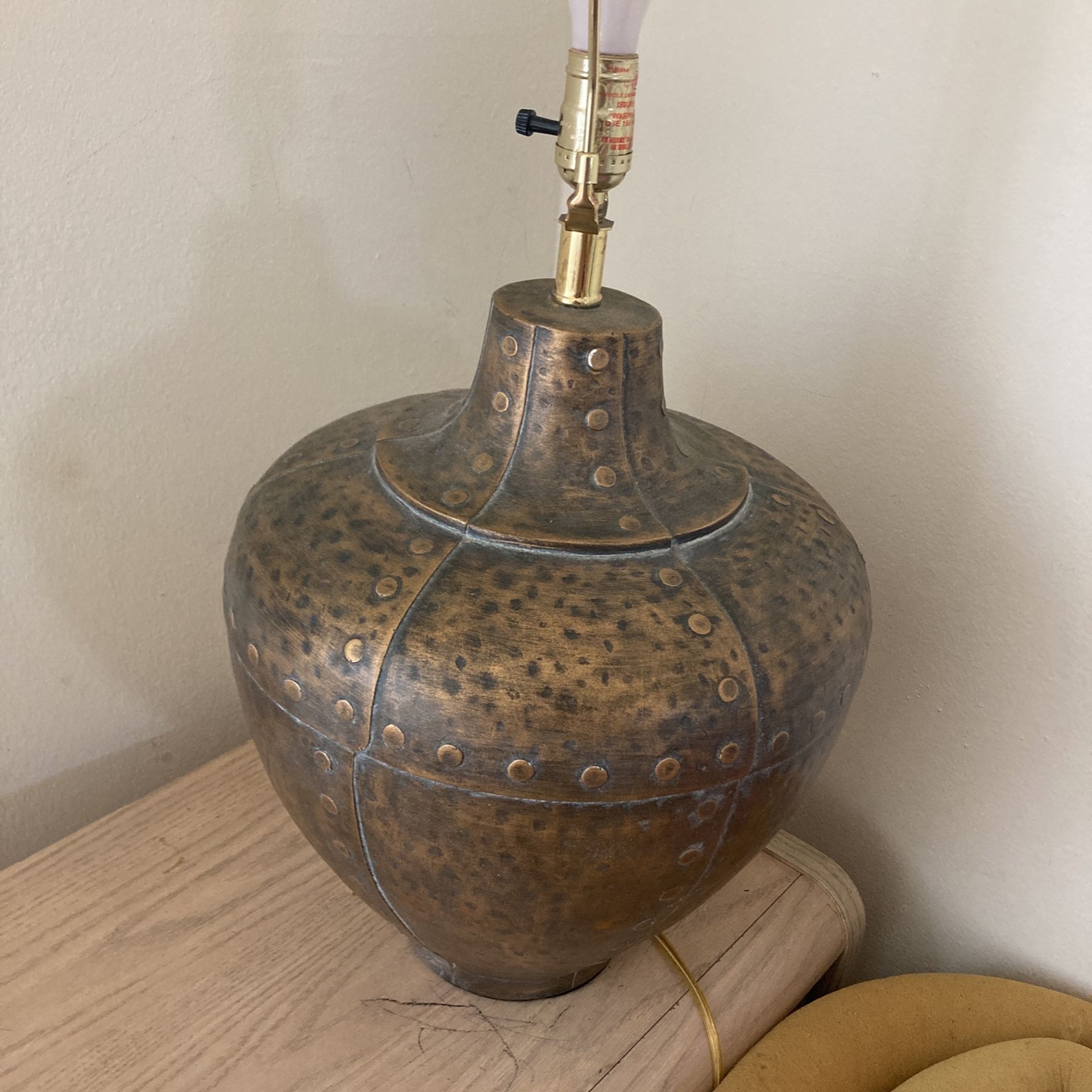 2 Lamps