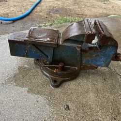 WILTON Combination Vise: Heavy Duty, Enclosed