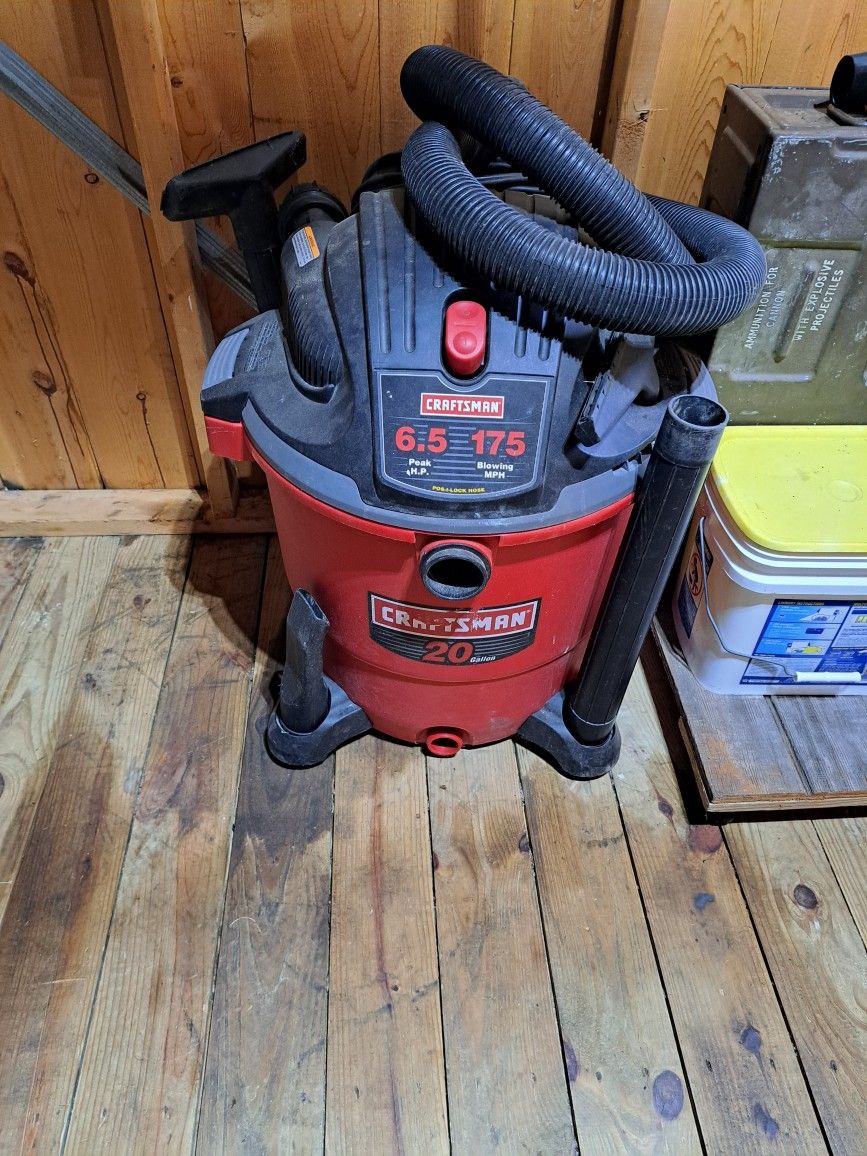 Craftsman Twenty Gallon Wet/Dry Shop Vac