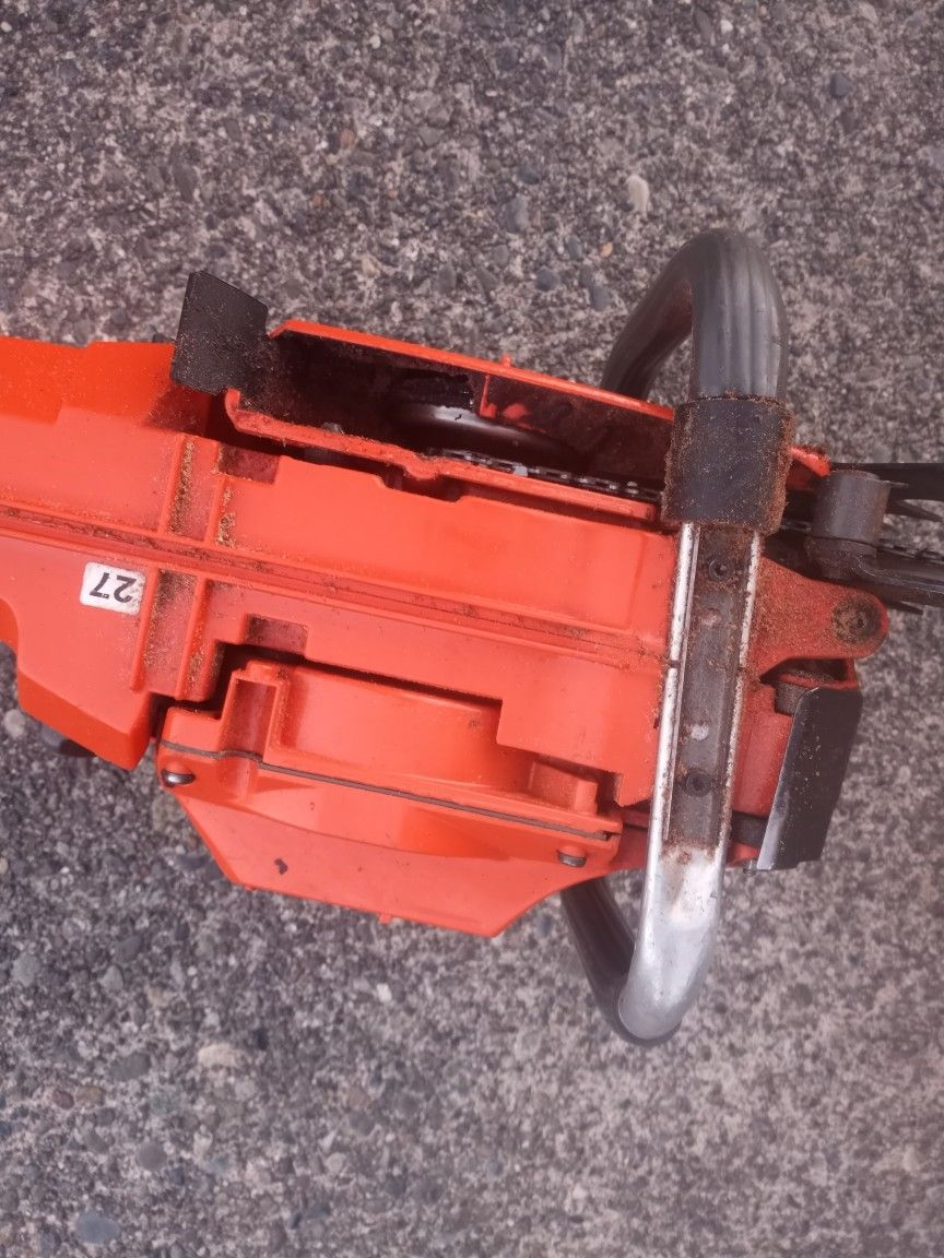 Husqvarna 395xp 32in Bar. Excellent condition. Four pick up fremont