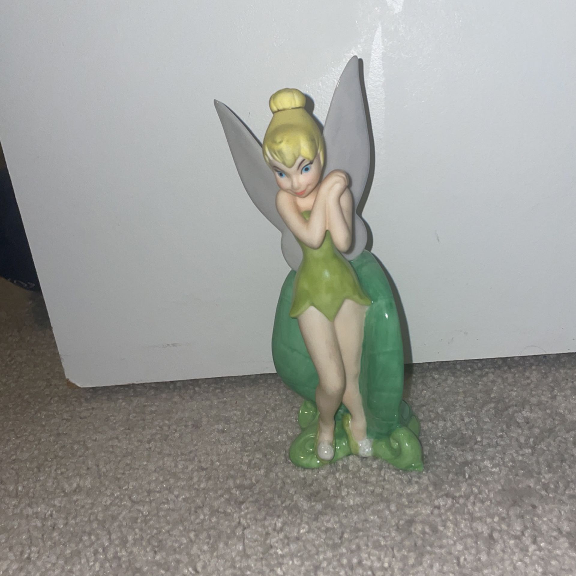 Disney Tinker bell Figurine 
