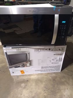 Whirpool 30 in. 1.7 cu.ft Over-the-Range Microwave in Fingerprint Resistant Stainless Steel 
New