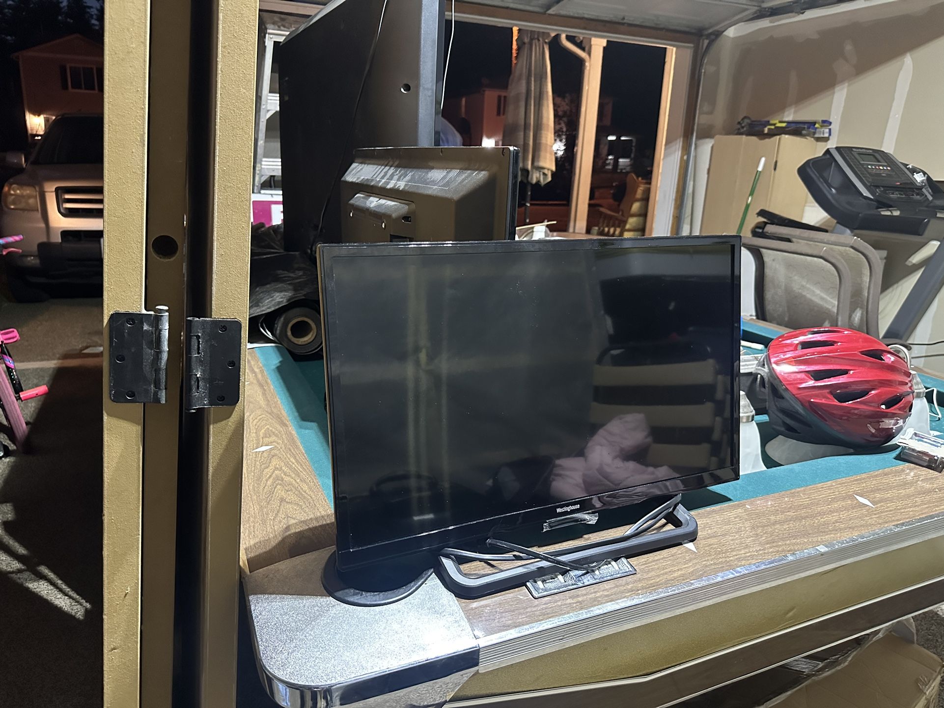 24” Westinghouse TV