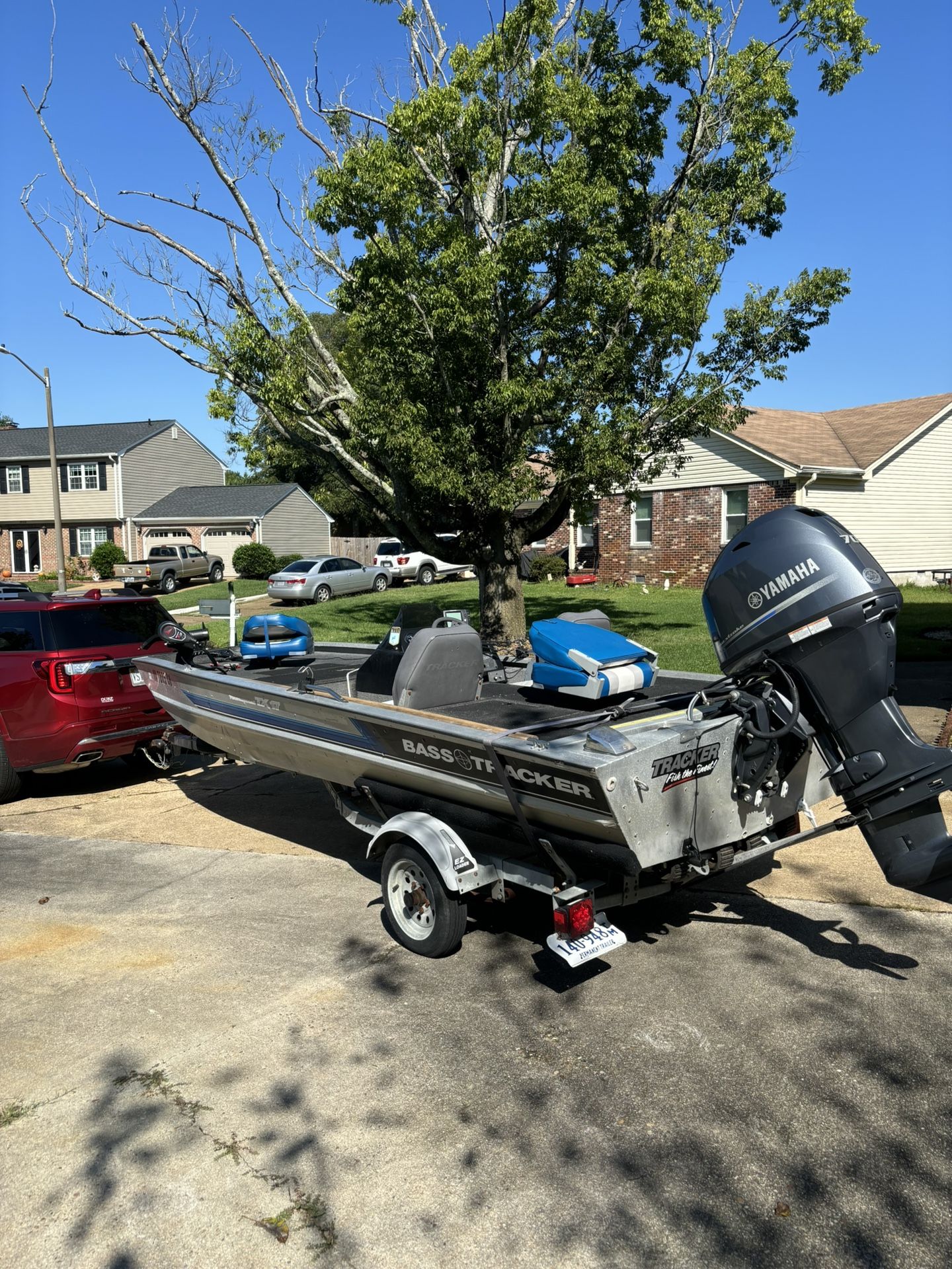‘93 Bass tracker With 70 Hp Motor