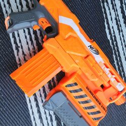 Nerf Elite Strike 